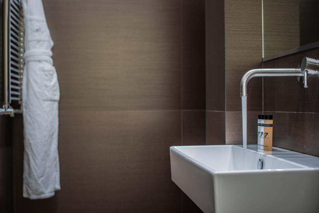 47Luxury Suites - Colosseo Rome Room photo